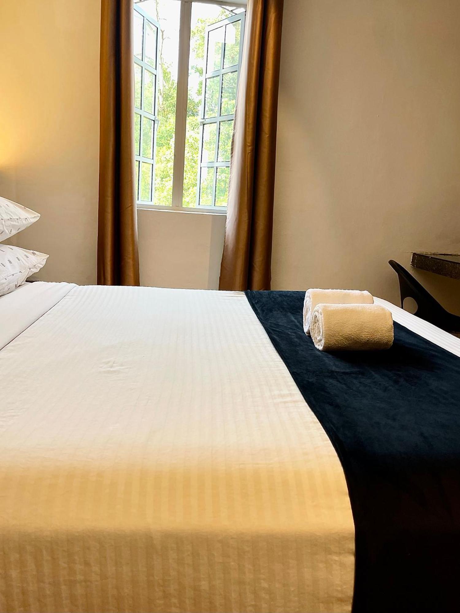 סרמבאן Hotel Villa מראה חיצוני תמונה
